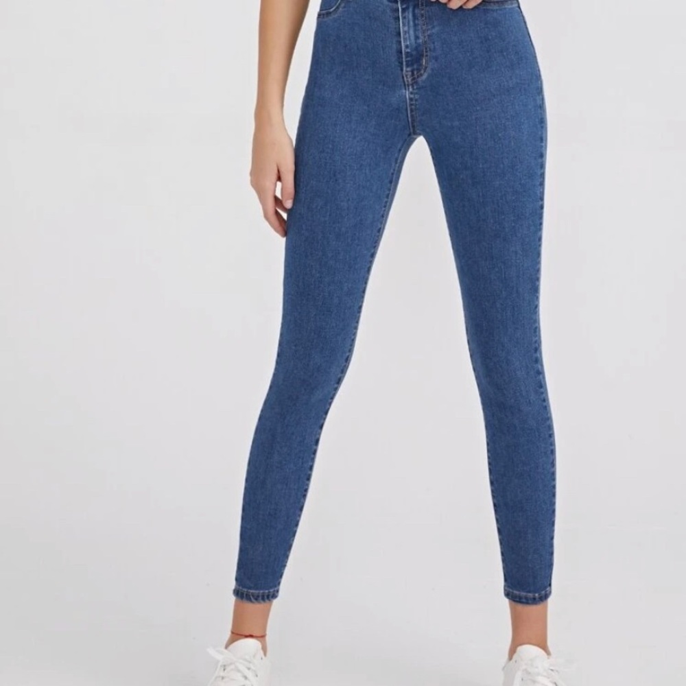 - Jeans - Picture 11 of 11